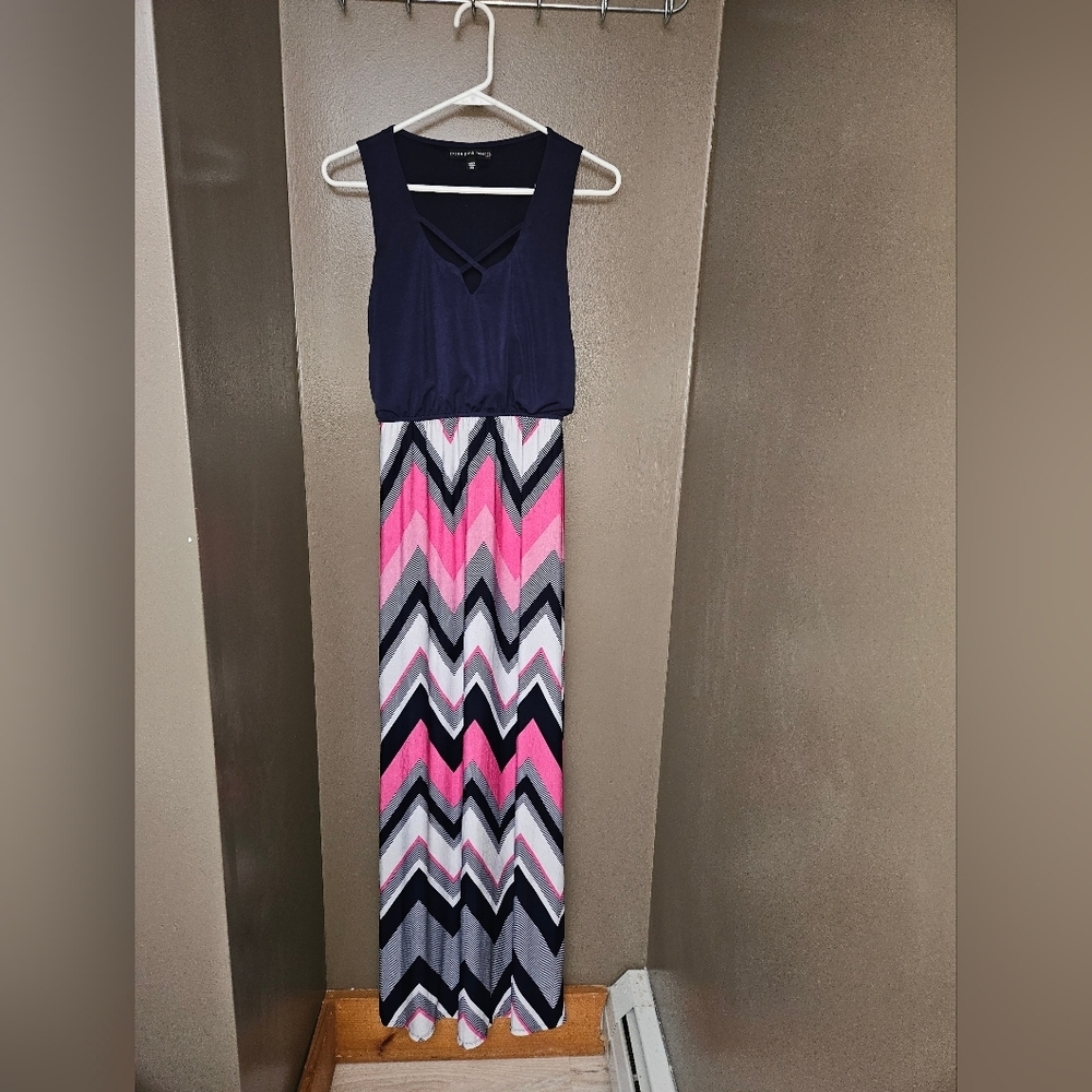 Three Pink Hearts Chevron Maxi Dress Navy Pink Boho Strappy Tank Empire Waist XS - Picture 12 of 12